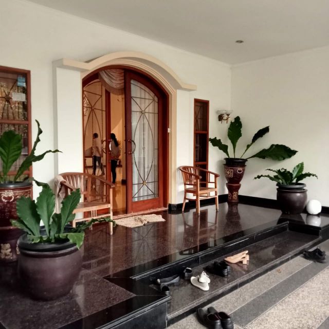 Rumah bagus siap huni 2 lantai di Sayap Cipaganti Bandung