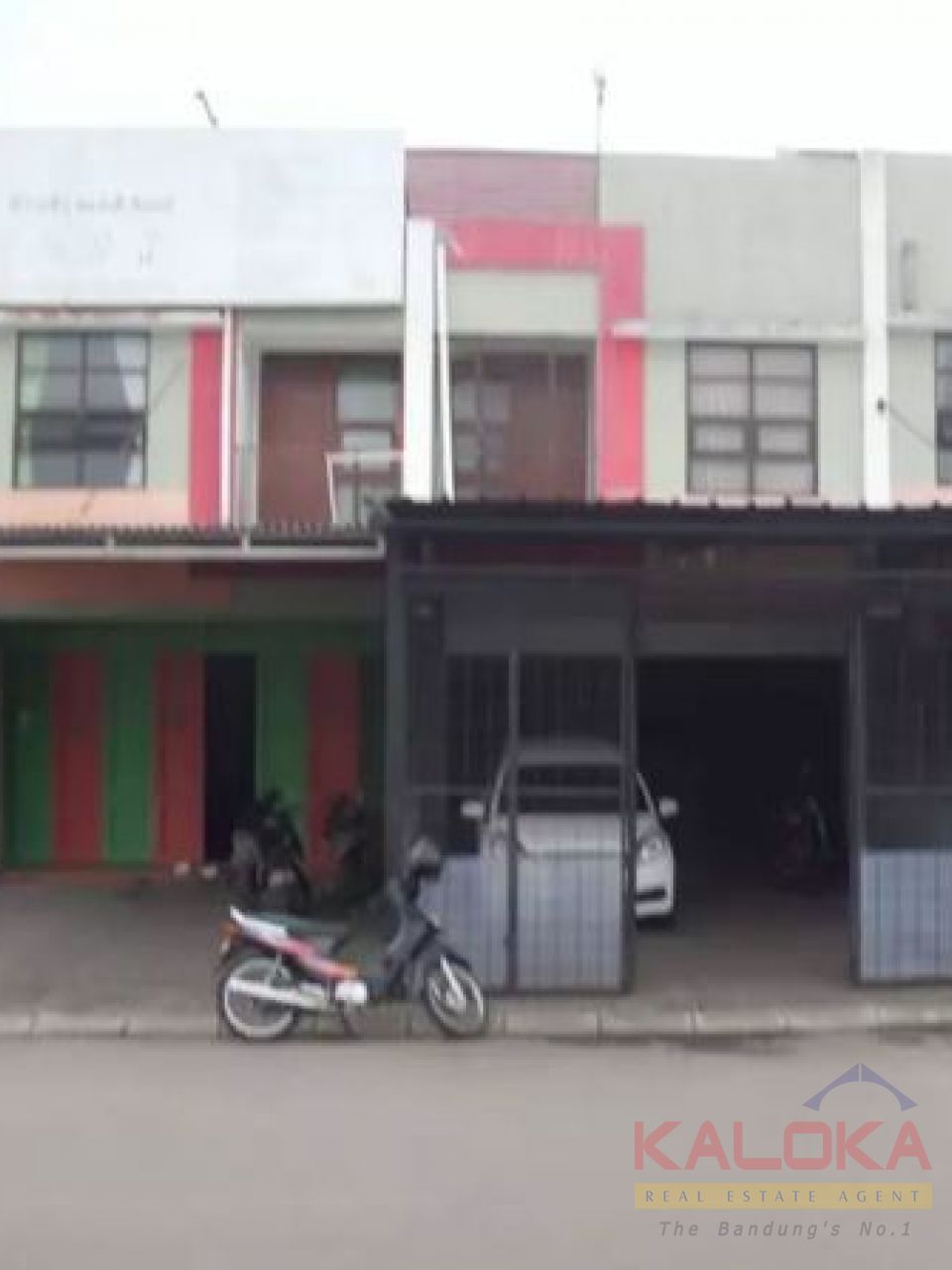 Ruko strategis di Puri Dago Antapani Bandung